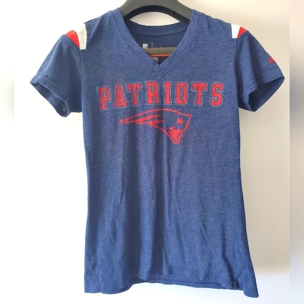 NFL licensed New England Patriots Vneck  tshirt. Women size small